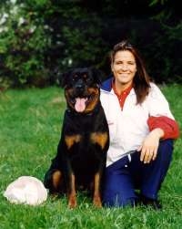 Sandra Bletz mit Aika von der Burg Weibertreu Sandra Bletz mit Aika von der Burg Weibertreu